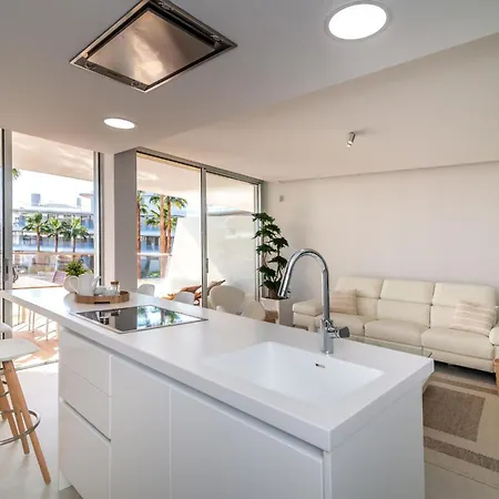 Apartmán Theedgebythesea Coral *