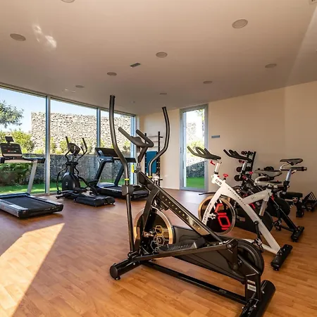 Theedgebythesea Coral *